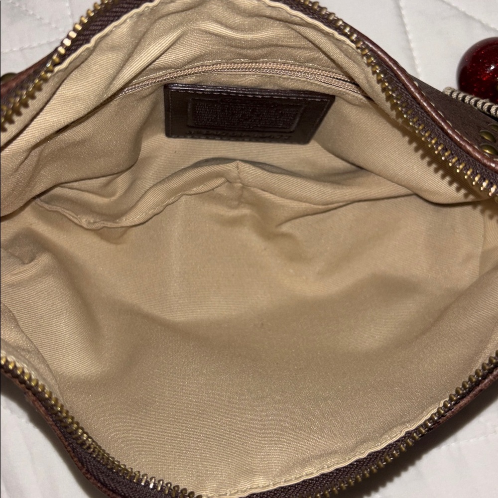 Coach Brown Embossed Leather Shoulder Bag - Picture 4 of 7